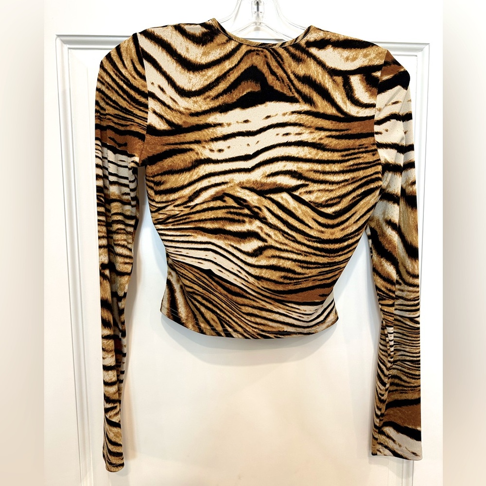 Ronny Kobo animal print crew neck top - Picture 3 of 5
